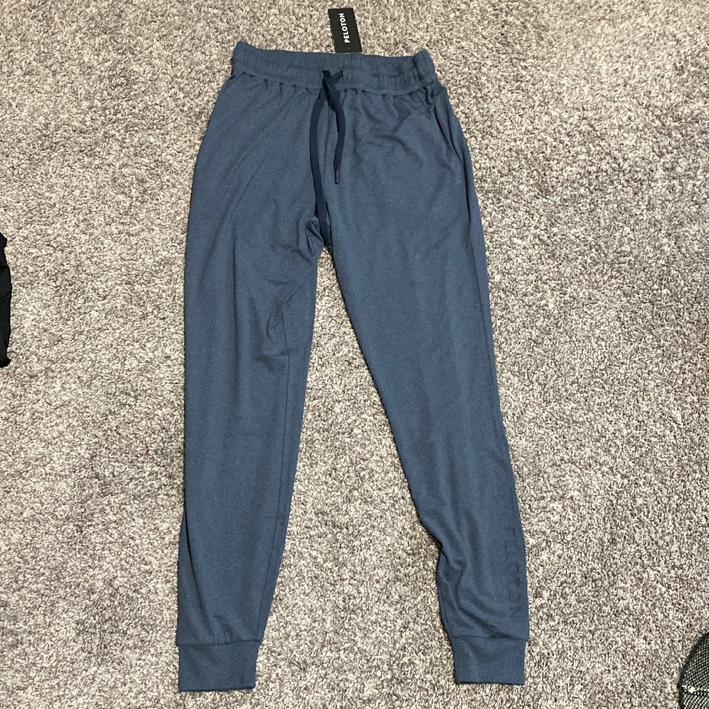 NWT peloton dreamblend jogger size small